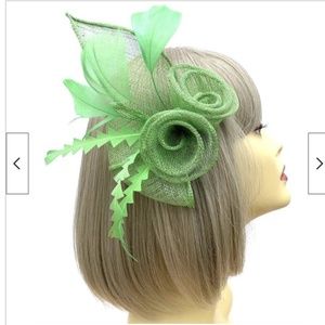 Spiral Sınamay Light Apple Green UK Tea Party Kentucky Derby Fascinator Hat Comb